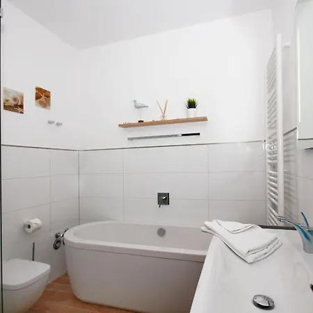 Lejlighed Pauline 04 *