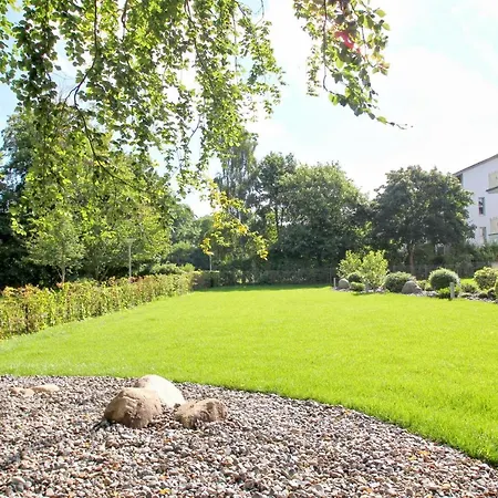 Pauline 04 * Goehren (Ruegen)