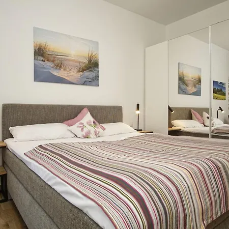 Apartmán Pauline 04 *